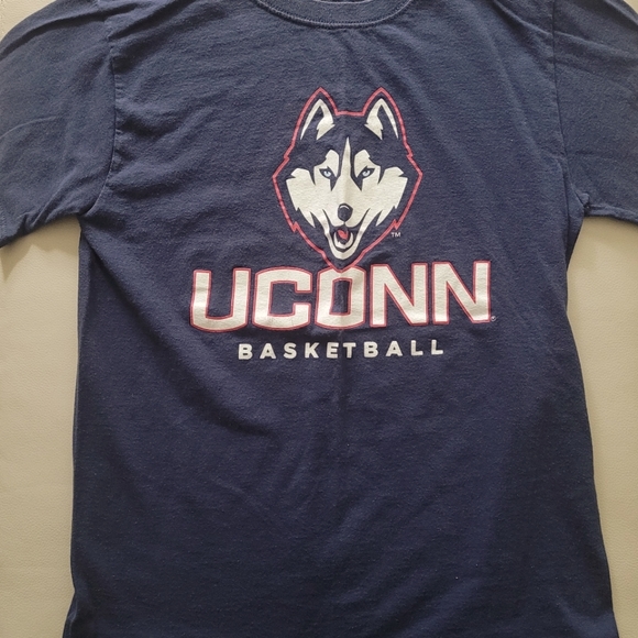 Uconn Huskies Tee Shirt - Picture 1 of 2